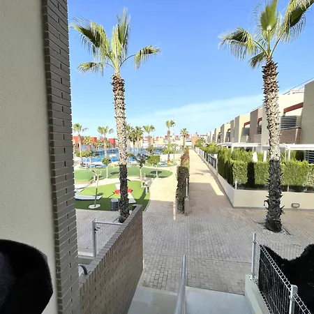 Casa Vikaro דירה טורבייחה